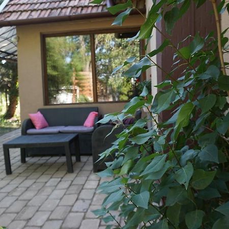 Édes Otthon Apartman Gyula Exterior foto
